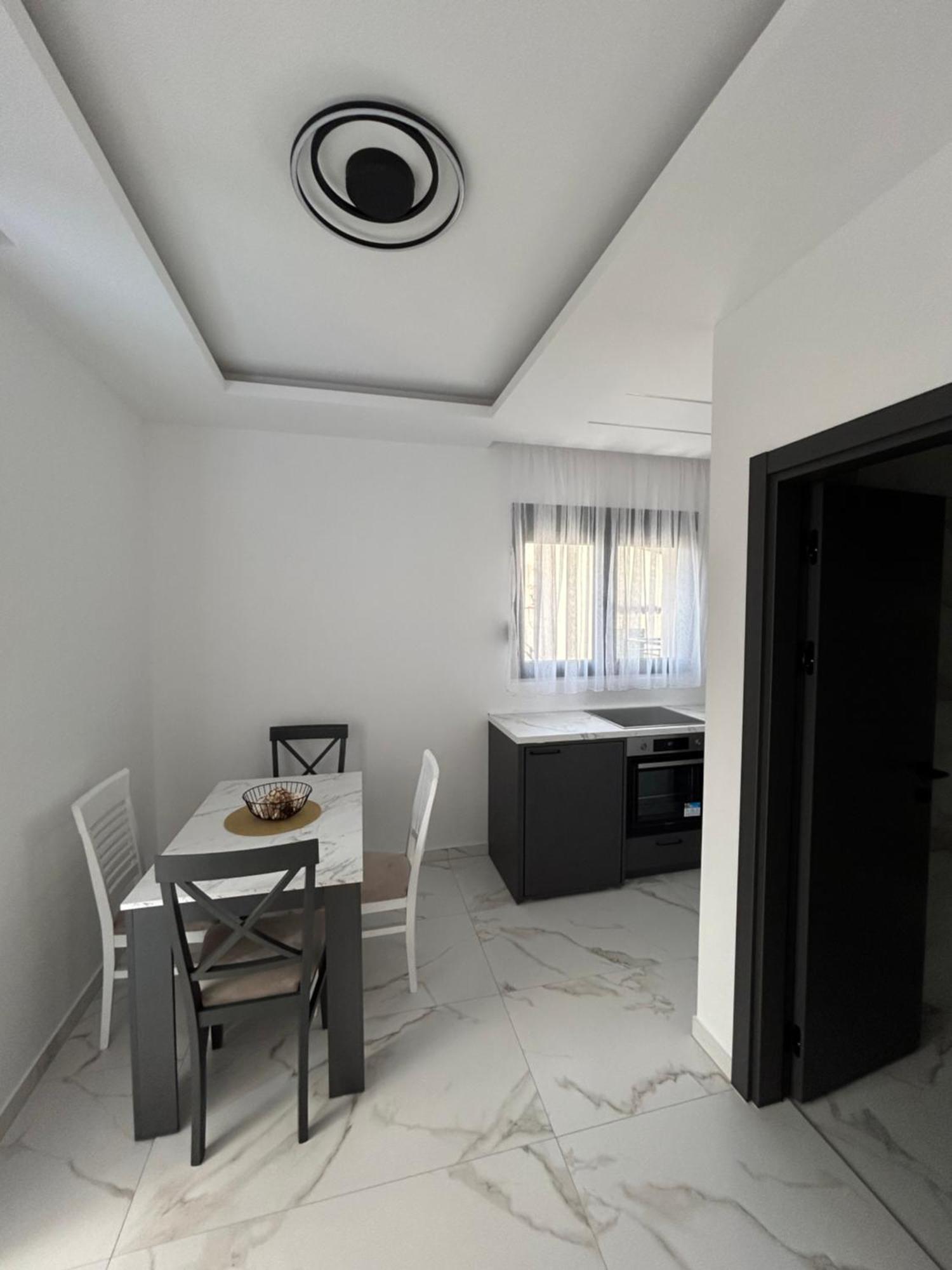 Merlin Prestige Apartments Μπούντβα Εξωτερικό φωτογραφία